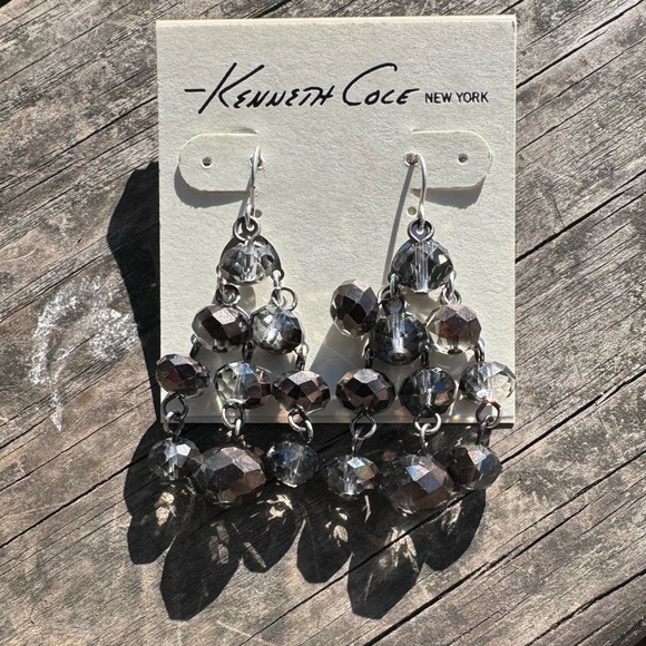 NEW WITH TAGS - Kenneth Cole New York Crystal Drop Earrings - Picture 5 of 9